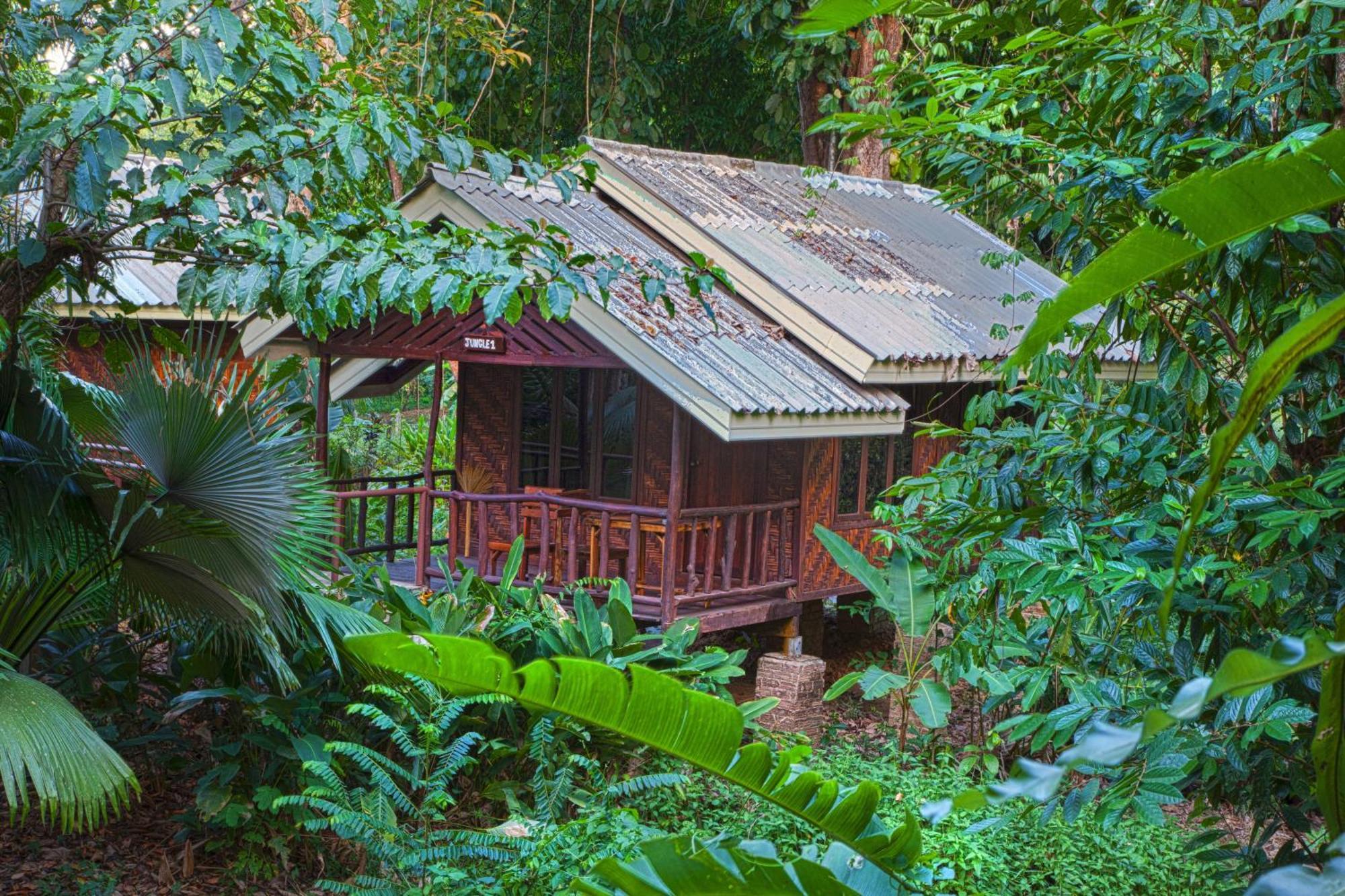Khao Sok Riverside Cottages Khao Sok National Park Pokoj fotografie
