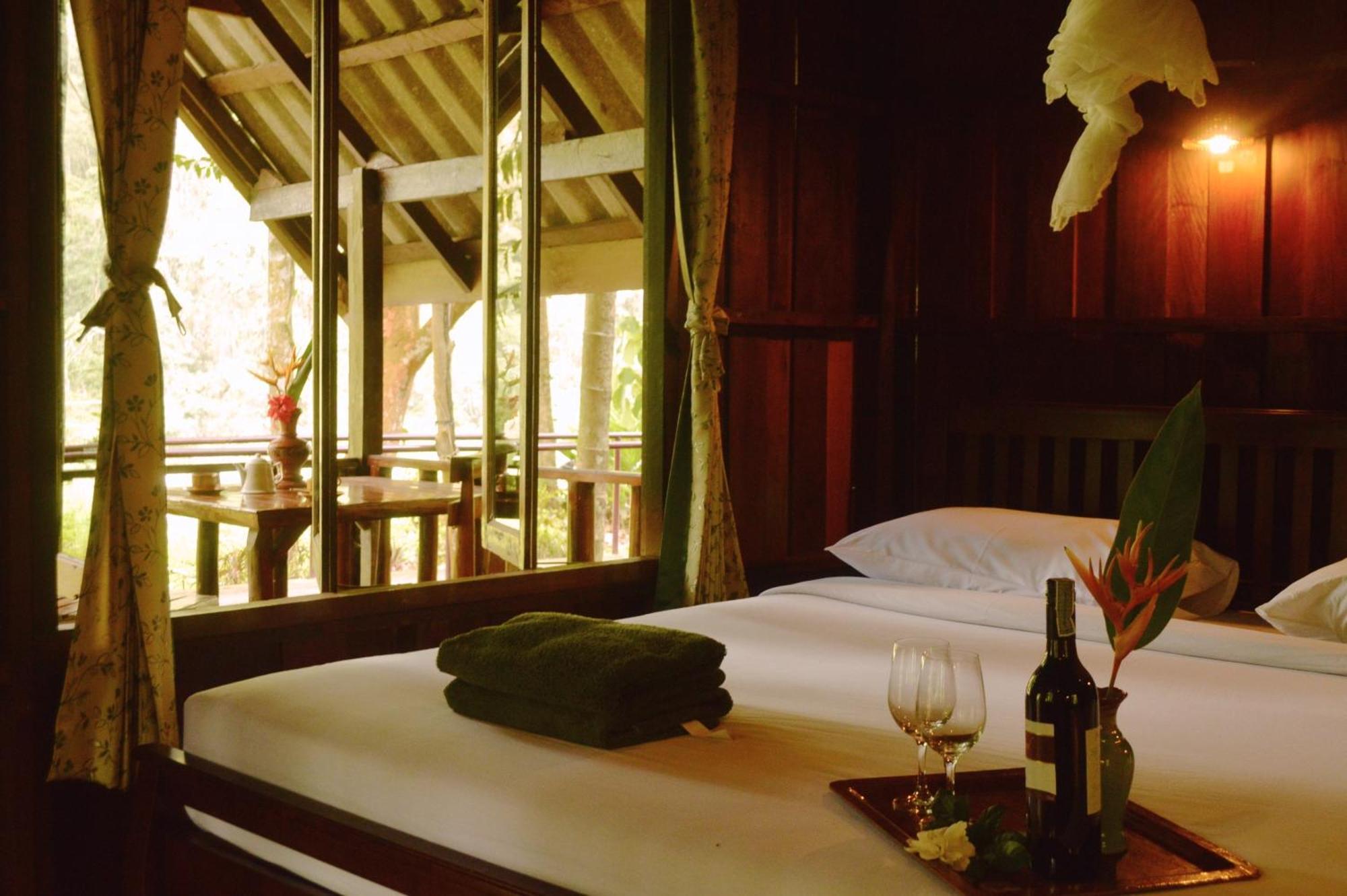 Khao Sok Riverside Cottages Khao Sok National Park Pokoj fotografie